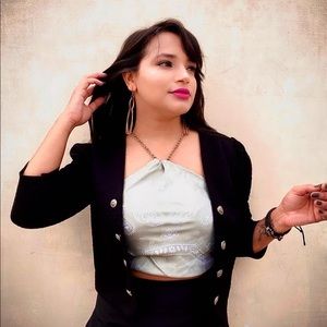 Meet your Posher, Aakansha